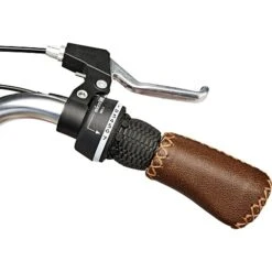 PUCH Old Style Dame Shopper 7 Gear 28" 2023 - Rød -Abus Butik 42855dab04a91526058e6371aeb5f2c6